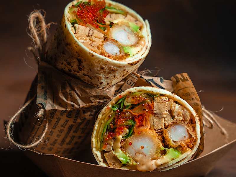 Wrap със скариди в темпура